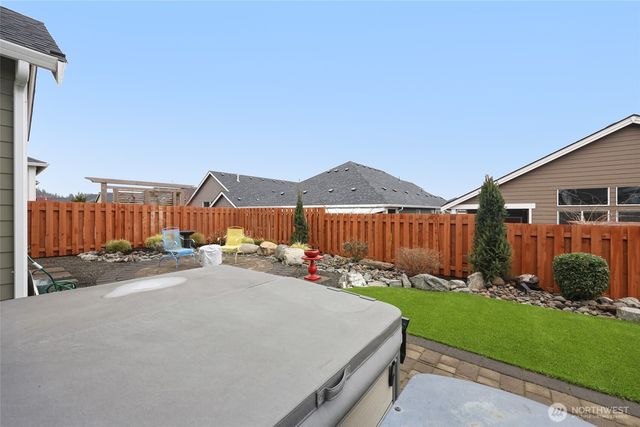 3126 Arrowroot Loop SE, Lacey, WA 98513