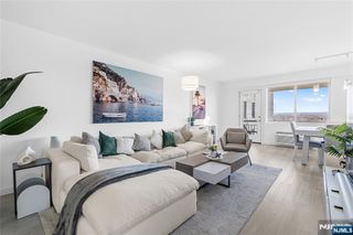 307 Prospect Avenue 17D, Hackensack, NJ 07601