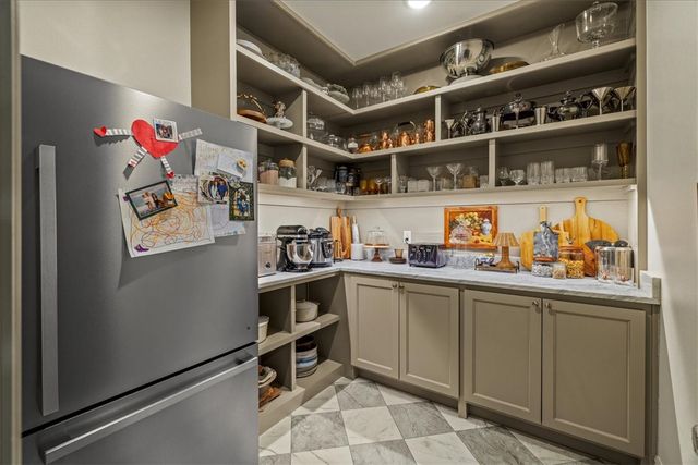 101 Highgrove Cove, Elm Springs, AR 72762