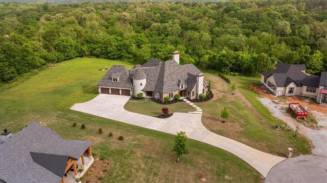 101 Highgrove Cove, Elm Springs, AR 72762