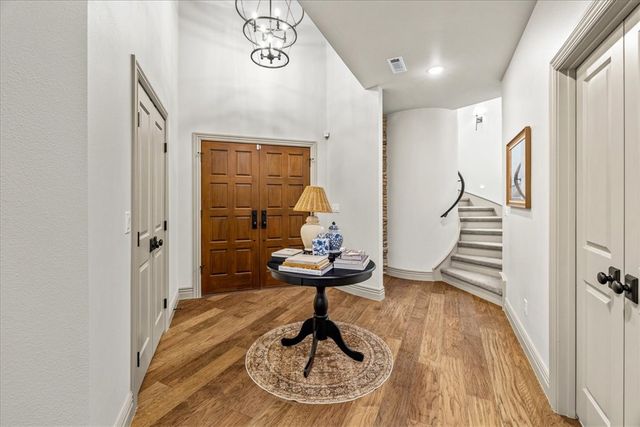 101 Highgrove Cove, Elm Springs, AR 72762