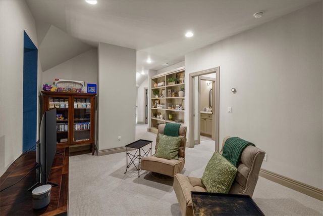 101 Highgrove Cove, Elm Springs, AR 72762