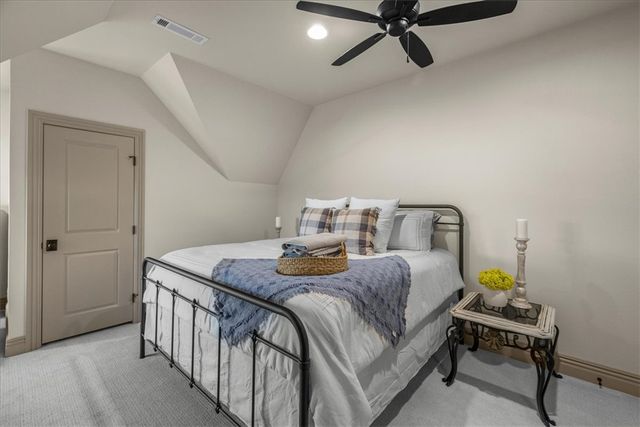 101 Highgrove Cove, Elm Springs, AR 72762