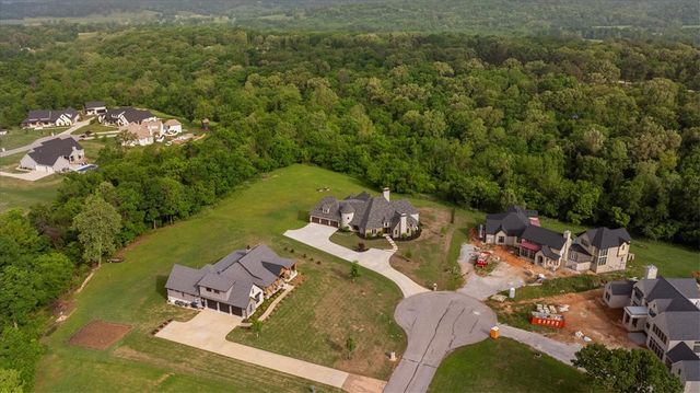 101 Highgrove Cove, Elm Springs, AR 72762