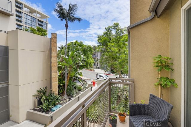 503 Rockefeller, Irvine, CA 92612