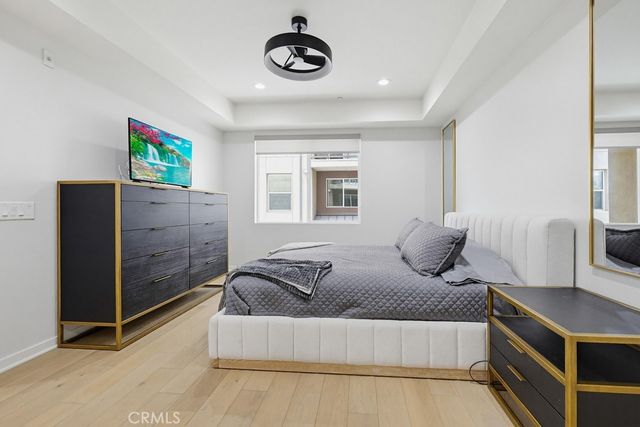 503 Rockefeller, Irvine, CA 92612