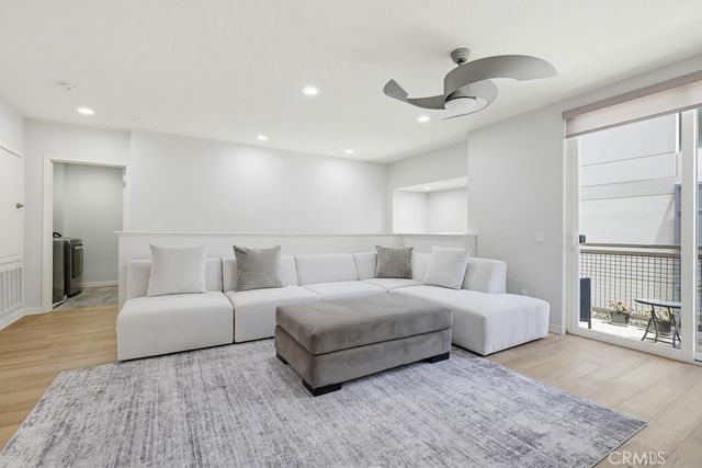 503 Rockefeller, Irvine, CA 92612