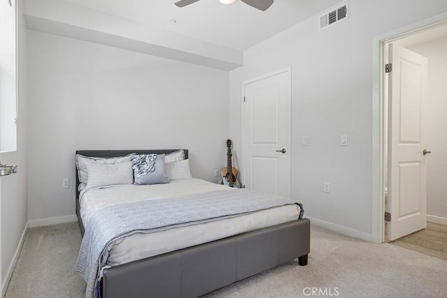 503 Rockefeller, Irvine, CA 92612