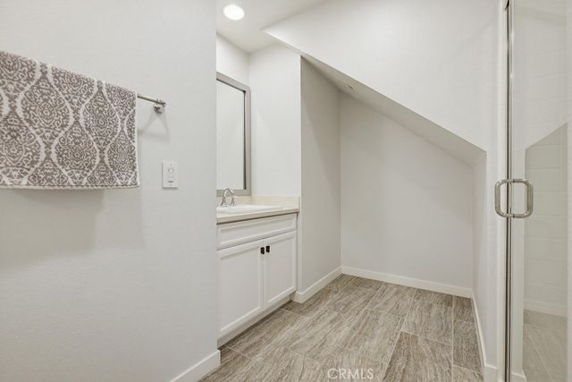 503 Rockefeller, Irvine, CA 92612