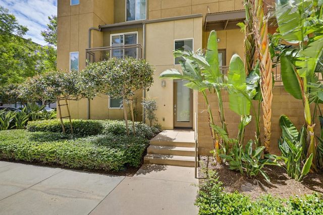 503 Rockefeller, Irvine, CA 92612