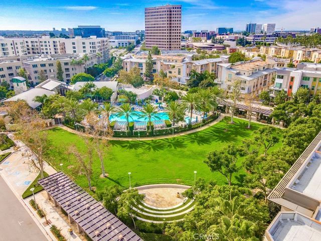 503 Rockefeller, Irvine, CA 92612