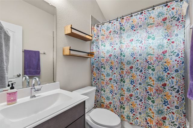 1216 Coyote Ridge, Aubrey, TX 76227