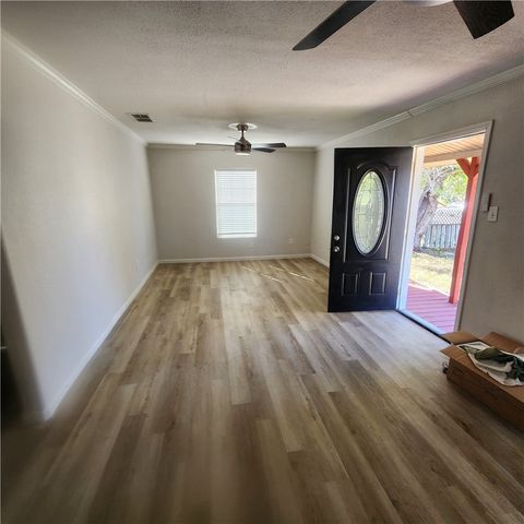 609 Sam St, Corpus Christi, TX 78412