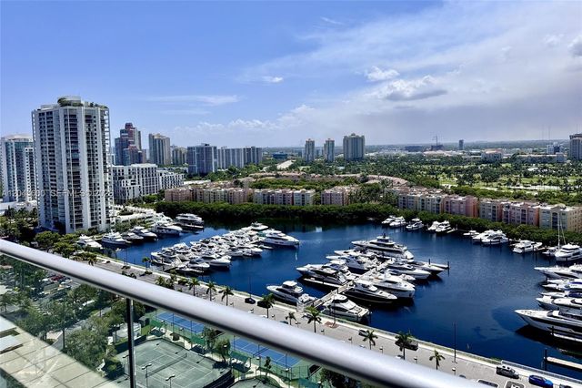 19707 Turnberry Way 23C, Aventura, FL 33180