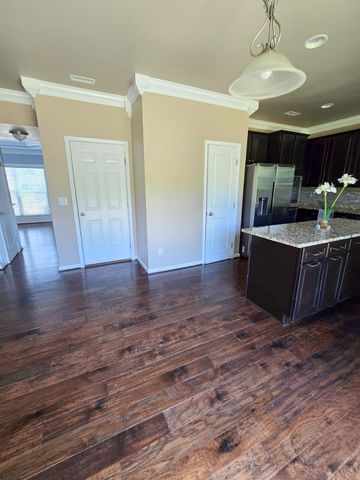 122 Windrush Lane, Durham, NC 27703