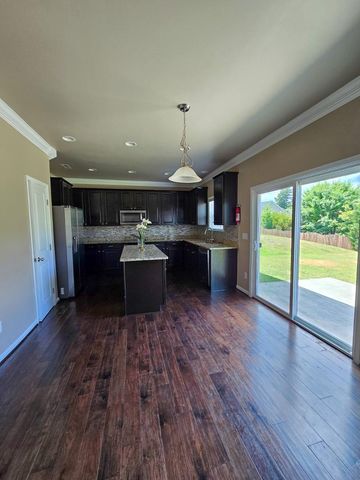 122 Windrush Lane, Durham, NC 27703