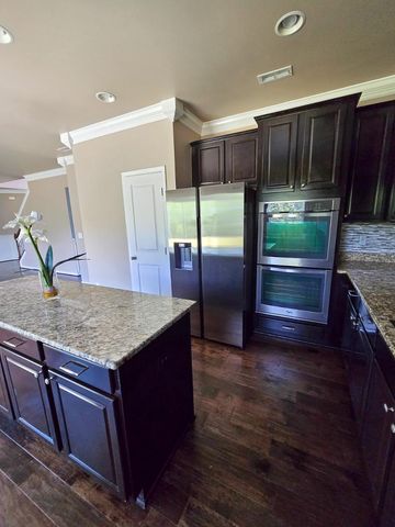 122 Windrush Lane, Durham, NC 27703