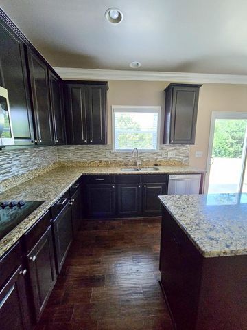122 Windrush Lane, Durham, NC 27703