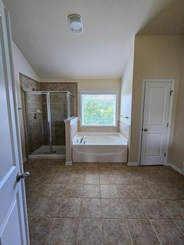 122 Windrush Lane, Durham, NC 27703