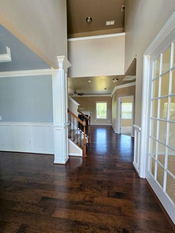 122 Windrush Lane, Durham, NC 27703