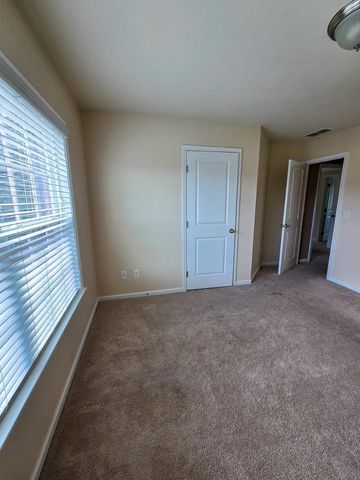 122 Windrush Lane, Durham, NC 27703