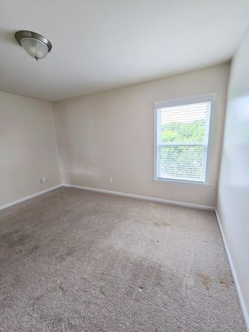 122 Windrush Lane, Durham, NC 27703