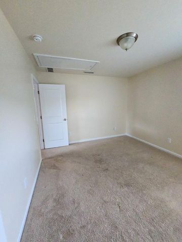 122 Windrush Lane, Durham, NC 27703