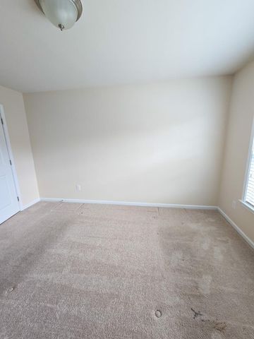 122 Windrush Lane, Durham, NC 27703