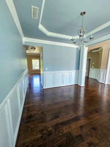 122 Windrush Lane, Durham, NC 27703