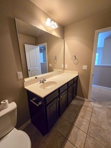 122 Windrush Lane, Durham, NC 27703