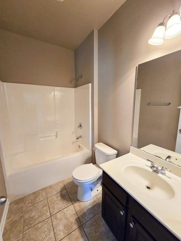 122 Windrush Lane, Durham, NC 27703