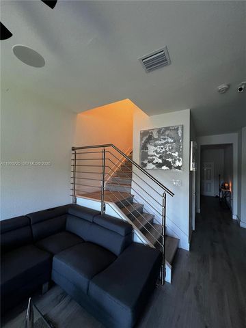 5942 Mustang Mnr, Davie, FL 33314