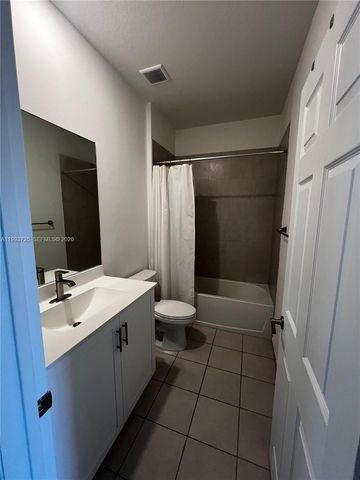 5942 Mustang Mnr, Davie, FL 33314