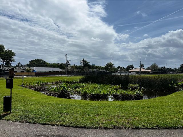 5942 Mustang Mnr, Davie, FL 33314