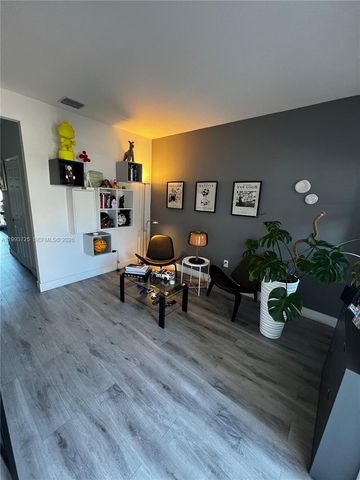 5942 Mustang Mnr, Davie, FL 33314