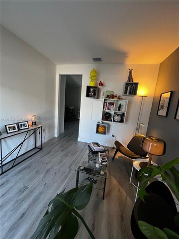 5942 Mustang Mnr, Davie, FL 33314