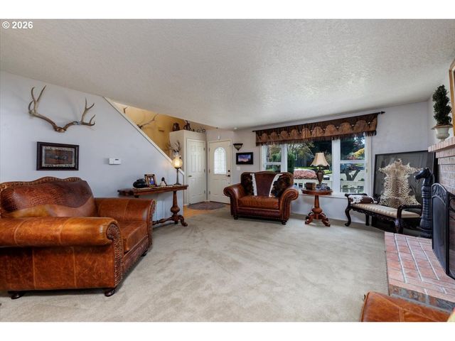 6805 Se 68TH Ct, Hillsboro, OR 97123