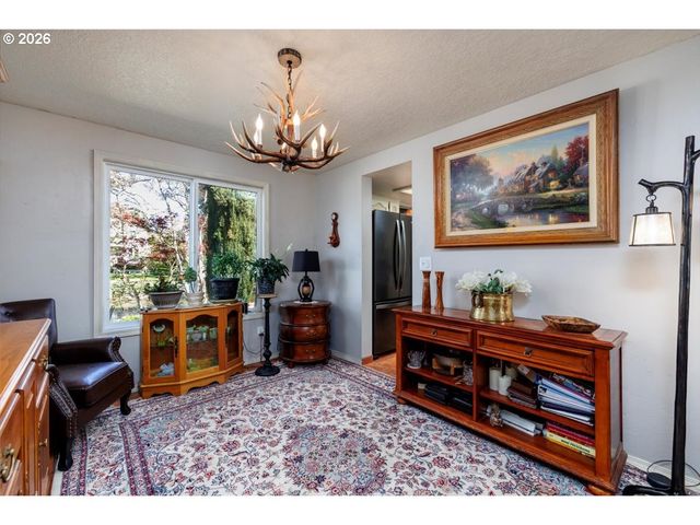 6805 Se 68TH Ct, Hillsboro, OR 97123