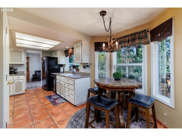 6805 Se 68TH Ct, Hillsboro, OR 97123