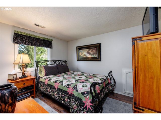 6805 Se 68TH Ct, Hillsboro, OR 97123