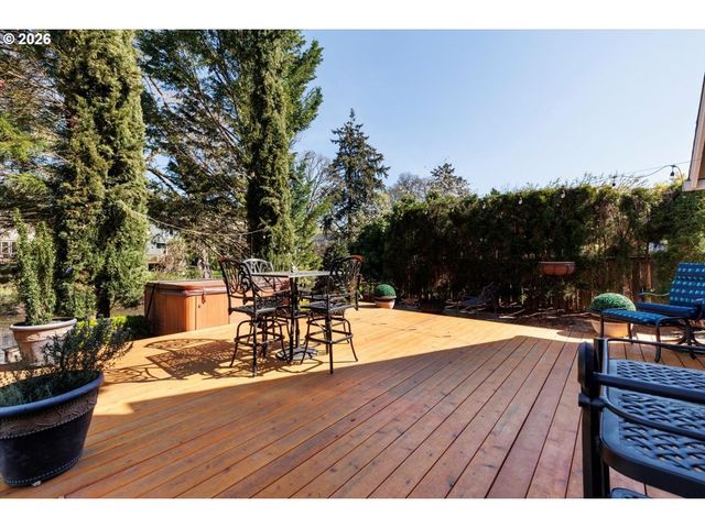 6805 Se 68TH Ct, Hillsboro, OR 97123