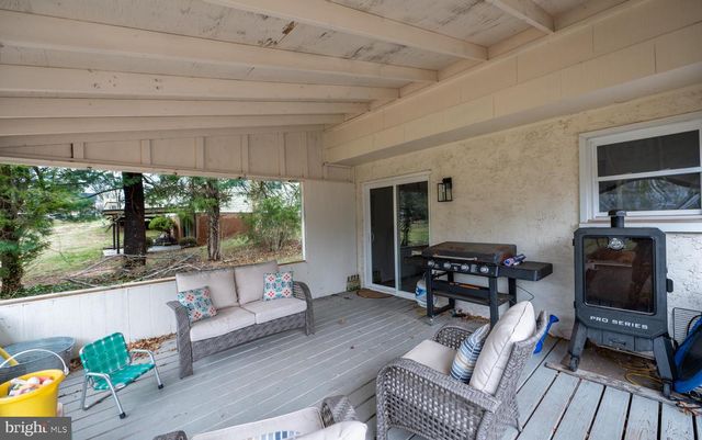 1227 GRANDVIEW CIR, Pottstown, PA 19465