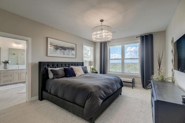 416 Eagle Bluff Drive, Hudson, WI 54016