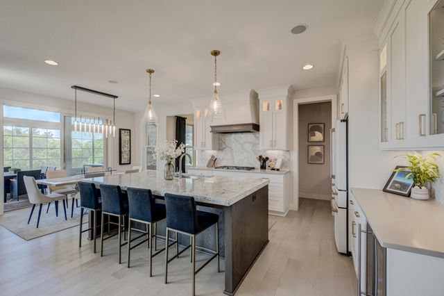 416 Eagle Bluff Drive, Hudson, WI 54016
