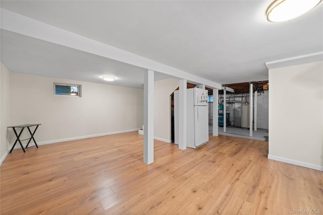 3 Lido Parkway, Lindenhurst, NY 11757