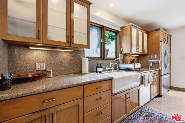 1555 S Crescent Heights Boulevard, Los Angeles, CA 90035
