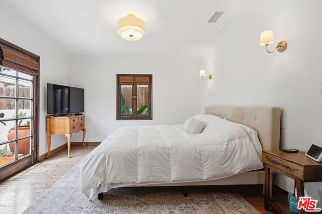 1555 S Crescent Heights Boulevard, Los Angeles, CA 90035