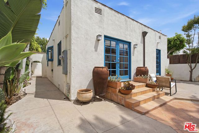 1555 S Crescent Heights Boulevard, Los Angeles, CA 90035
