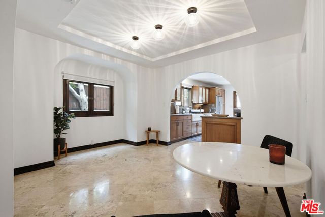 1555 S Crescent Heights Boulevard, Los Angeles, CA 90035
