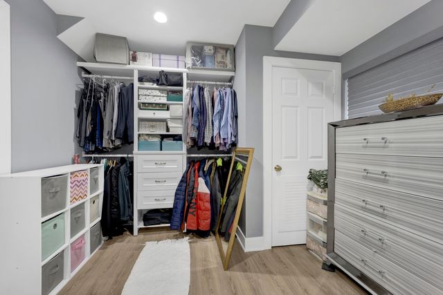 27W180 Cooley Avenue, Winfield, IL 60190